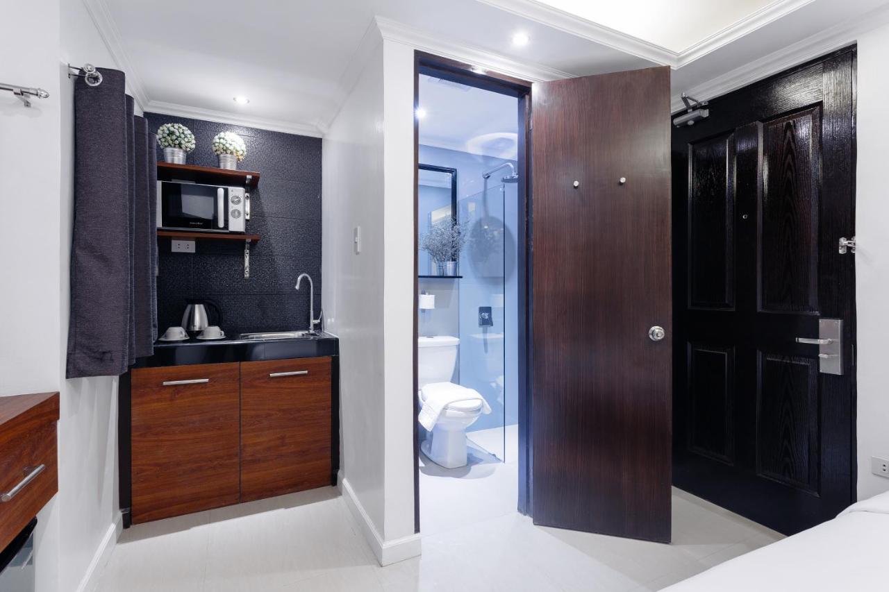 Nest Nano Suites Poblacion - Makati Макати Экстерьер фото